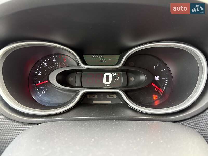 Минивэн Nissan NV300 2020 в Луцке фото 11 Минивэн Nissan NV300 2020 в Луцке