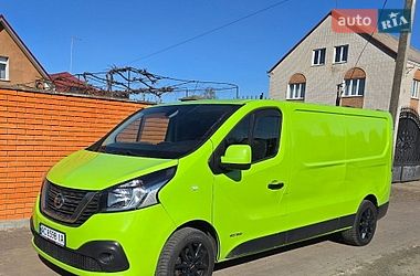 Грузовой фургон Nissan NV300 2018 в Луцке