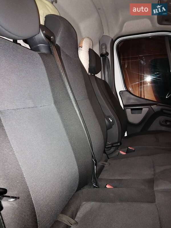 Мікроавтобус Nissan NV400 2017 в Запоріжжі