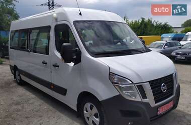 Микроавтобус Nissan NV400 2015 в Ровно