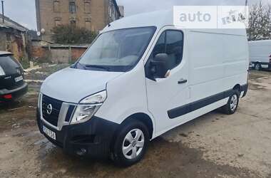 Вантажний фургон Nissan NV400 2017 в Рівному