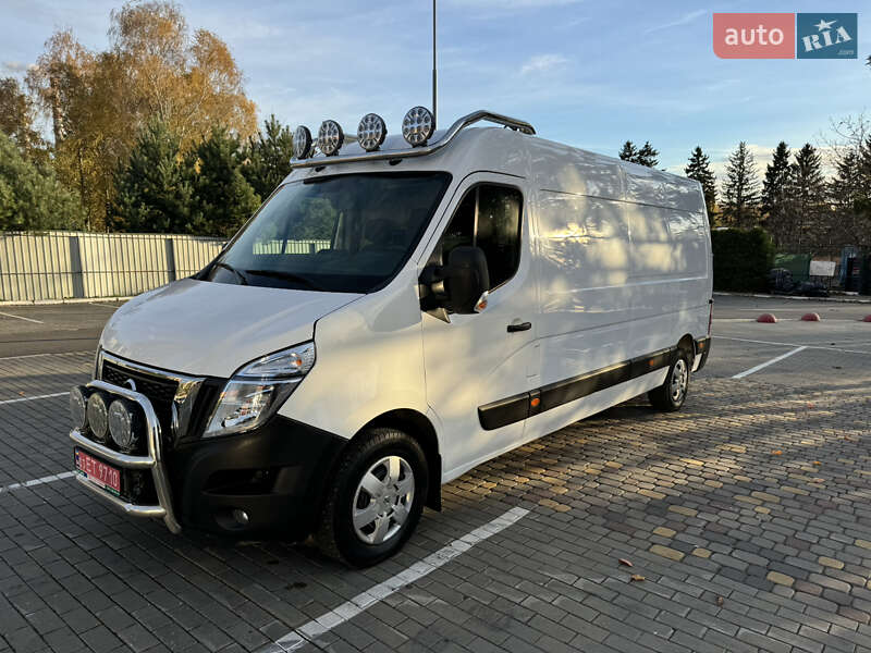 Вантажний фургон Nissan NV400 2020 в Луцьку