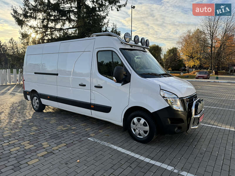 Вантажний фургон Nissan NV400 2020 в Луцьку
