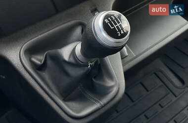 Вантажний фургон Nissan NV400 2021 в 