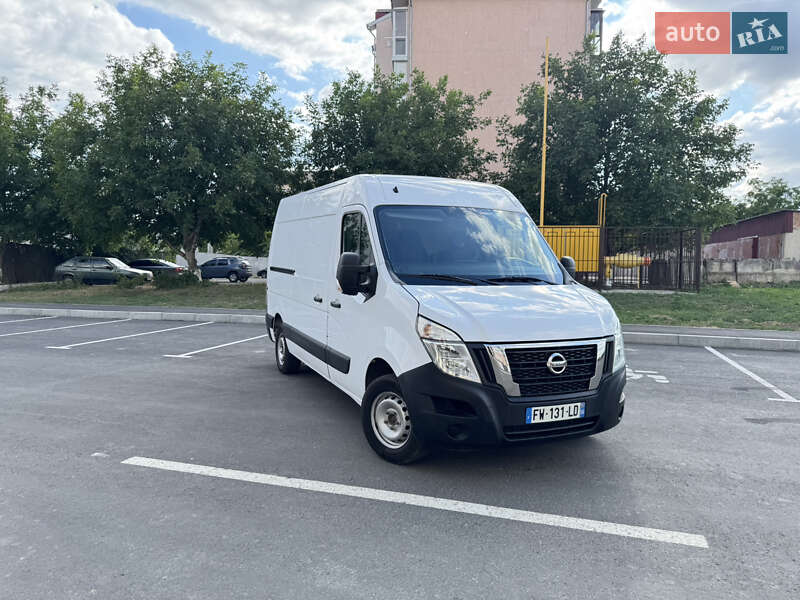 Nissan NV400 2020
