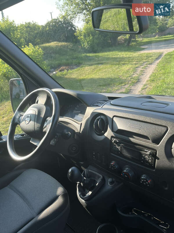 Вантажний фургон Nissan NV400 2016 в Первомайську