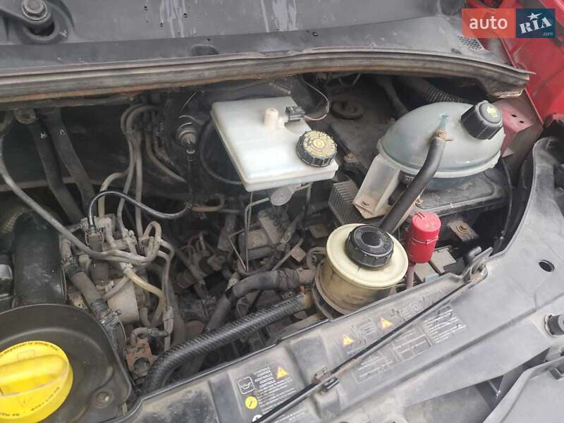 Микроавтобус Nissan NV400 2013 в Днепре