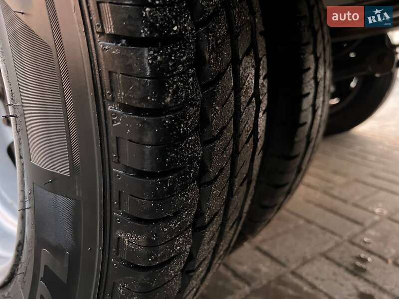 Тентований Nissan NV400 2013 в Ковелі