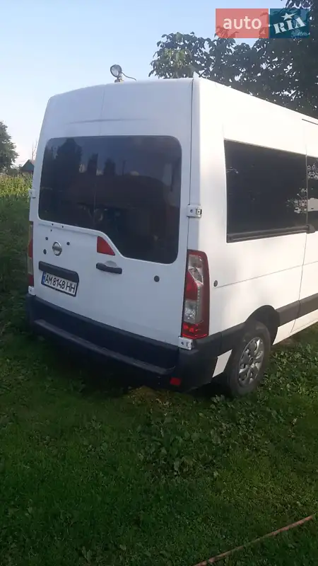 Nissan NV400 2014