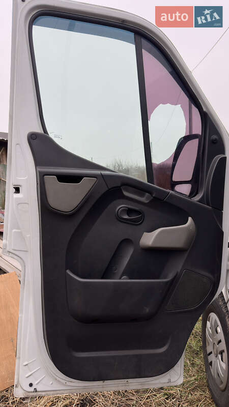 Мікроавтобус вантажний (до 3,5т) Nissan NV400 2012 в Гостомелі фото 13 Мікроавтобус вантажний (до 3,5т) Nissan NV400 2012 в Гостомелі