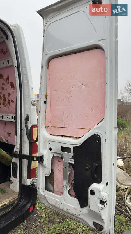 Мікроавтобус вантажний (до 3,5т) Nissan NV400 2012 в Гостомелі фото 16 Мікроавтобус вантажний (до 3,5т) Nissan NV400 2012 в Гостомелі