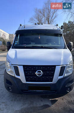 Вантажний фургон Nissan NV400 2012 в Новояворівську