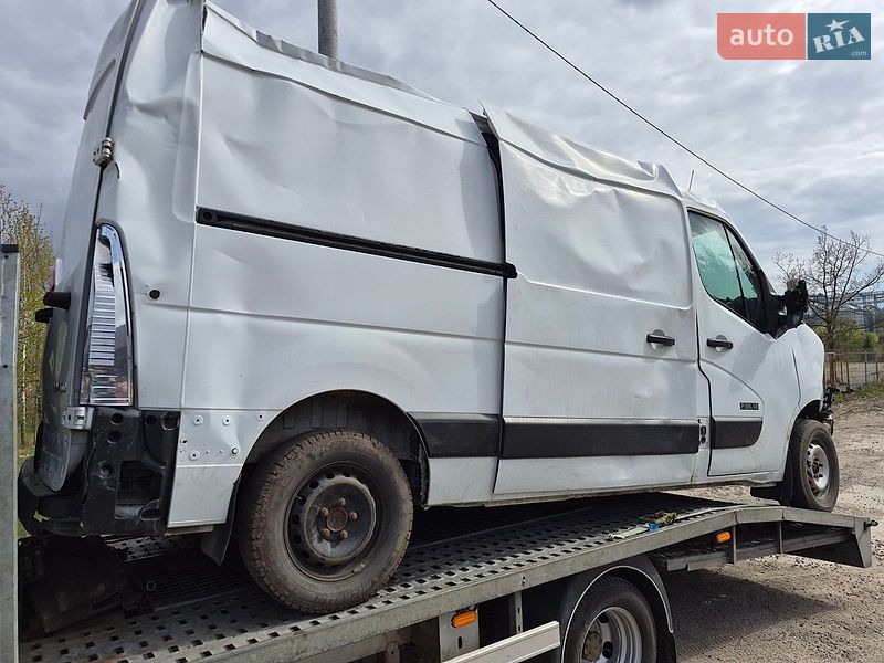 Nissan NV400 2012