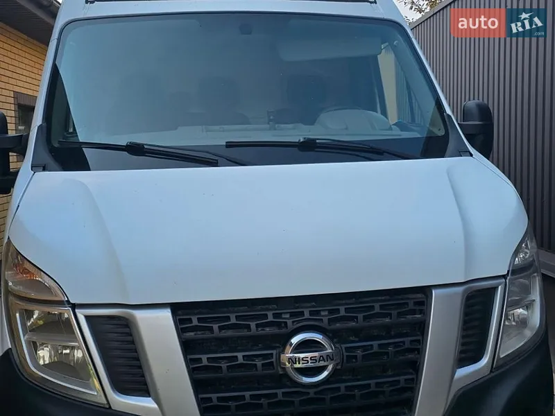 Nissan NV400 2014