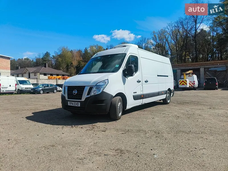Nissan NV400 2014