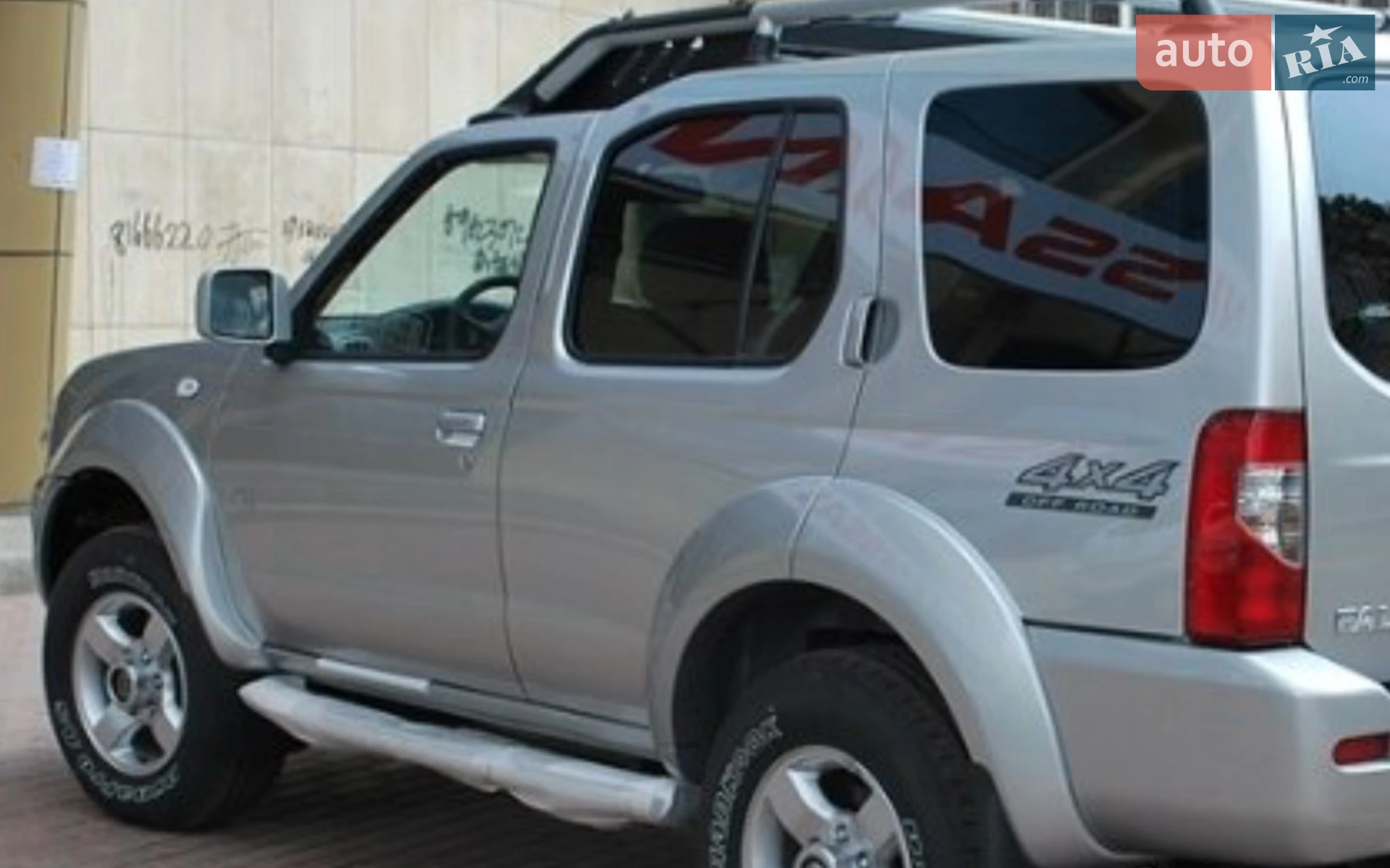Nissan Paladin 2004 р.в