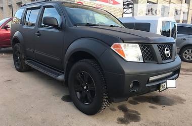 Внедорожник / Кроссовер Nissan Pathfinder 2005 в Житомире