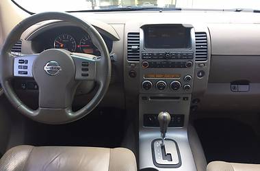 Позашляховик / Кросовер Nissan Pathfinder 2006 в Рівному