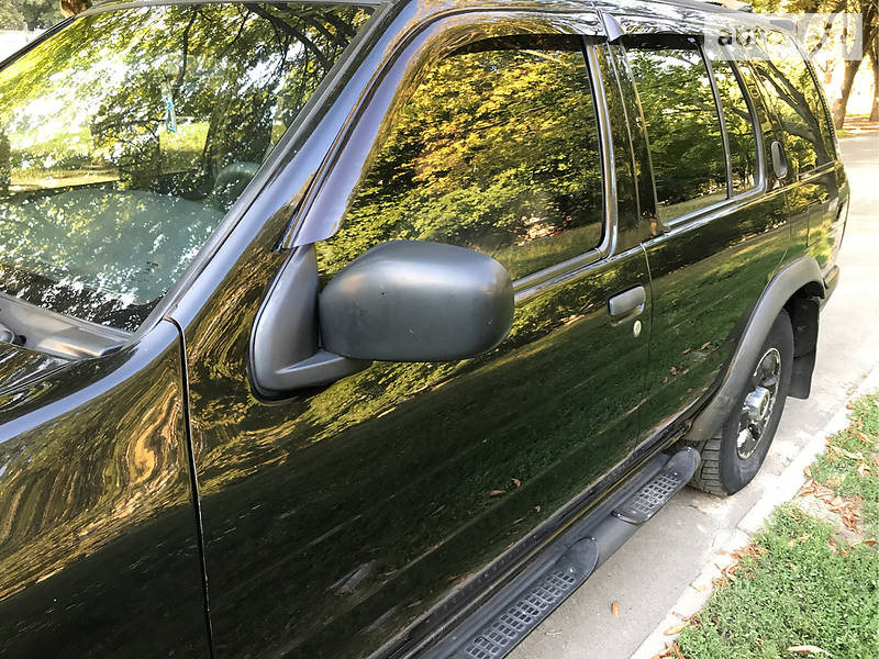 Внедорожник / Кроссовер Nissan Pathfinder 1997 в Киеве