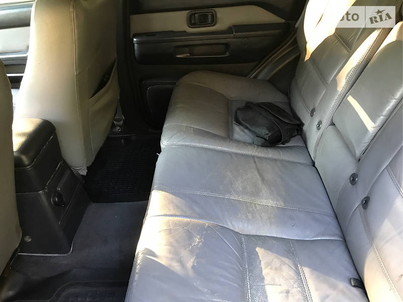 Внедорожник / Кроссовер Nissan Pathfinder 1997 в Киеве