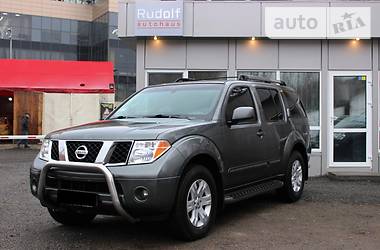 Внедорожник / Кроссовер Nissan Pathfinder 2006 в Киеве