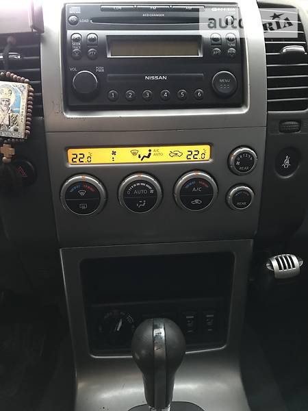 Позашляховик / Кросовер Nissan Pathfinder 2005 в Києві