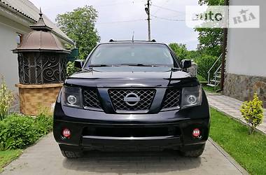 Позашляховик / Кросовер Nissan Pathfinder 2005 в Чернівцях