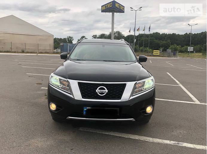 Внедорожник / Кроссовер Nissan Pathfinder 2013 в Полтаве фото 9 Внедорожник / Кроссовер Nissan Pathfinder 2013 в Полтаве