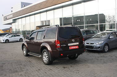 Внедорожник / Кроссовер Nissan Pathfinder 2011 в Полтаве
