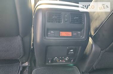Позашляховик / Кросовер Nissan Pathfinder 2013 в 