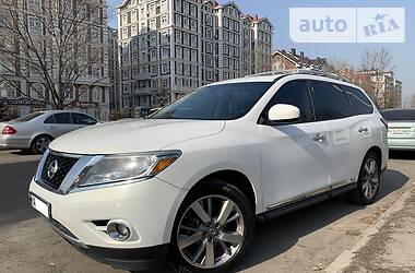 Nissan Pathfinder 2013