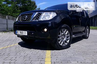 Позашляховик / Кросовер Nissan Pathfinder 2010 в Івано-Франківську