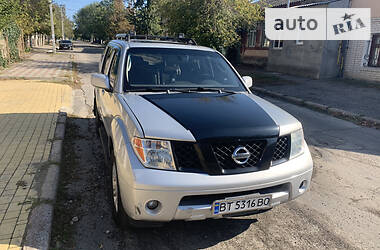 Внедорожник / Кроссовер Nissan Pathfinder 2006 в Херсоне