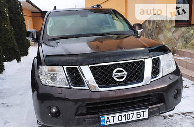 Позашляховик / Кросовер Nissan Pathfinder 2010 в Івано-Франківську