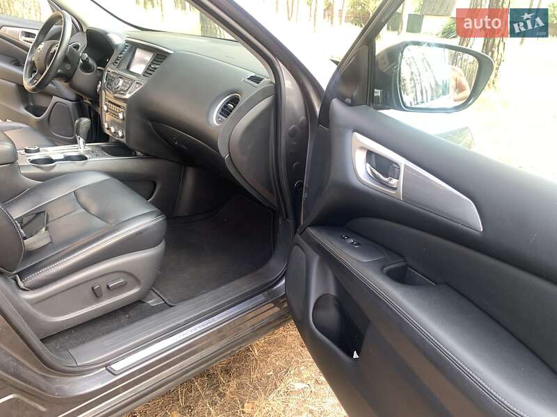 Позашляховик / Кросовер Nissan Pathfinder 2018 в Чернігові фото 14 Позашляховик / Кросовер Nissan Pathfinder 2018 в Чернігові