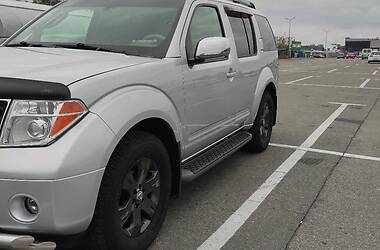 Позашляховик / Кросовер Nissan Pathfinder 2006 в Львові