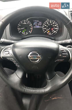 Внедорожник / Кроссовер Nissan Pathfinder 2017 в Борисполе