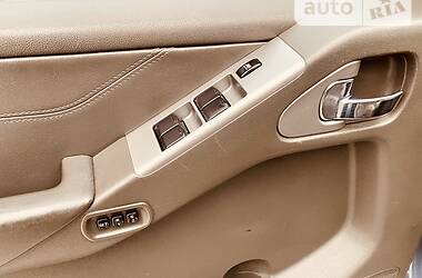 Позашляховик / Кросовер Nissan Pathfinder 2008 в 