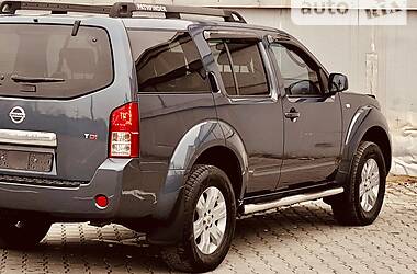Позашляховик / Кросовер Nissan Pathfinder 2008 в 