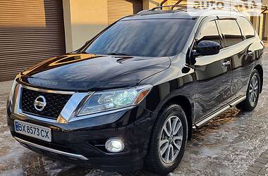 Внедорожник / Кроссовер Nissan Pathfinder 2013 в Хмельницком