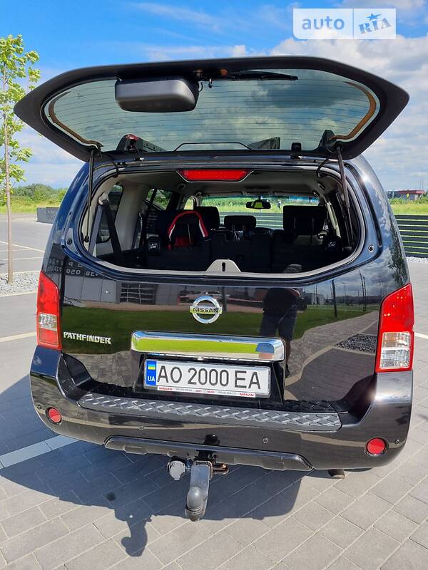 Внедорожник / Кроссовер Nissan Pathfinder 2014 в Мукачево