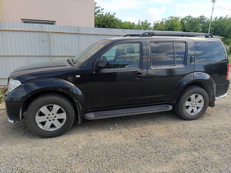 Внедорожник / Кроссовер Nissan Pathfinder 2007 в Каменец-Подольском