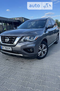 Позашляховик / Кросовер Nissan Pathfinder 2019 в 