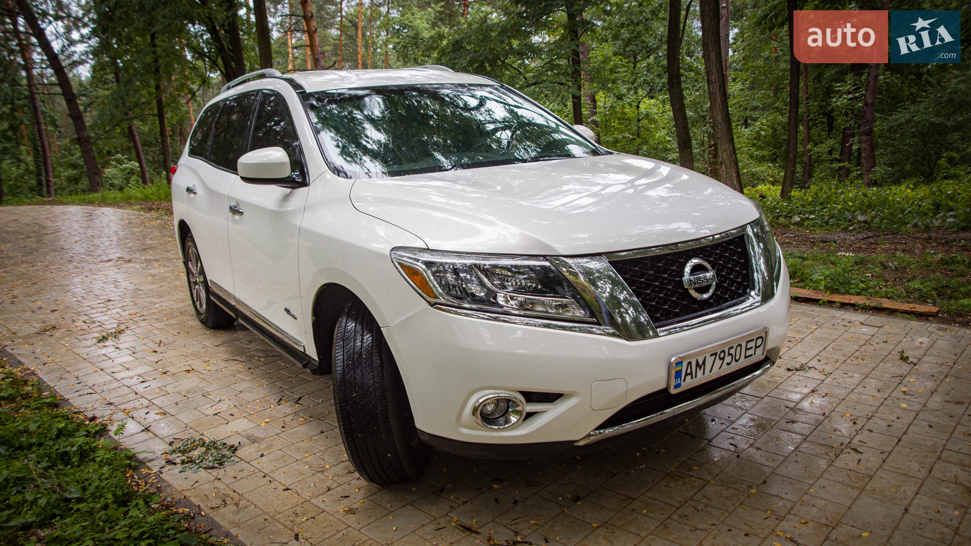 2014 Nissan Pathfinder - мініатюра 2