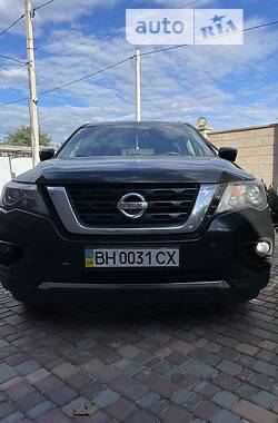 Nissan Pathfinder 2017