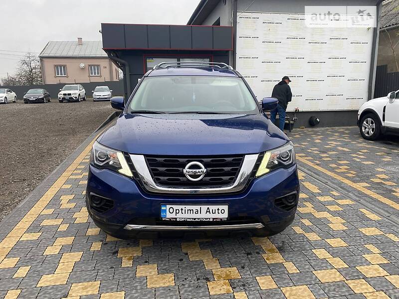Внедорожник / Кроссовер Nissan Pathfinder 2019 в Львове