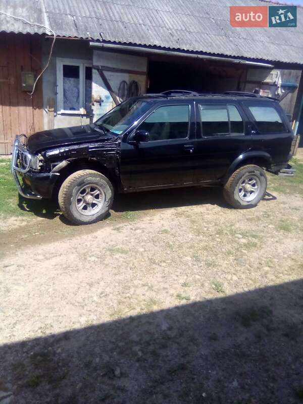 Позашляховик / Кросовер Nissan Pathfinder 1997 в Косові
