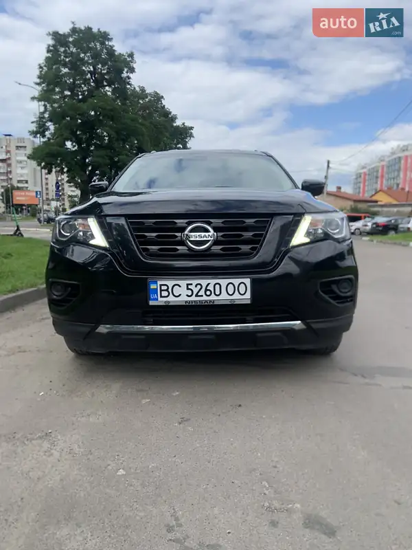 Nissan Pathfinder 2017