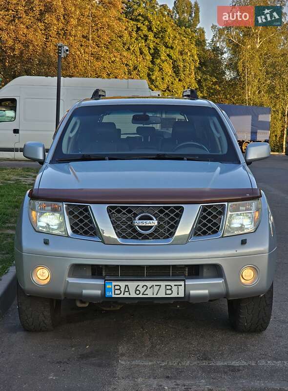 Внедорожник / Кроссовер Nissan Pathfinder 2006 в Александрие фото 5 Внедорожник / Кроссовер Nissan Pathfinder 2006 в Александрие