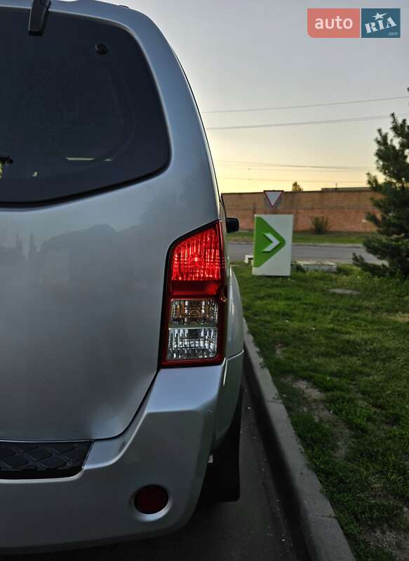 Внедорожник / Кроссовер Nissan Pathfinder 2006 в Александрие фото 13 Внедорожник / Кроссовер Nissan Pathfinder 2006 в Александрие